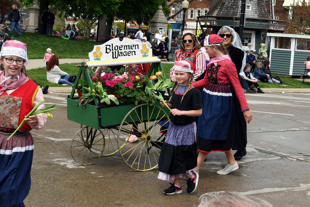 244 The parade entries celebrate the Pella heritage.JPG